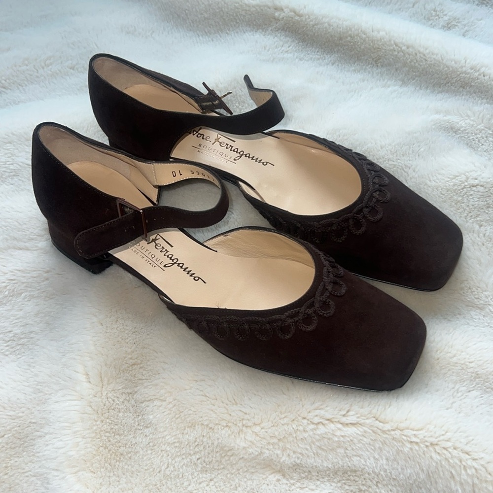 Salvatore Ferragamo brown suede low heels with brown detailing size 9